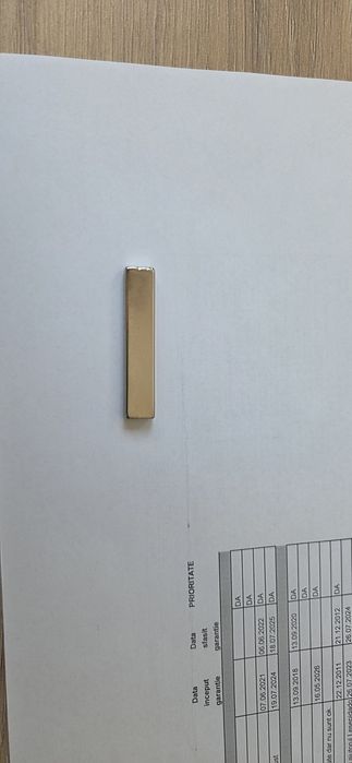 Magneti permanenti 50x10x5 mm N52