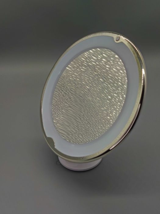 Увеличително козметично огледало Zoom Mirror с LED светлина, 5x увеличение и вендуза