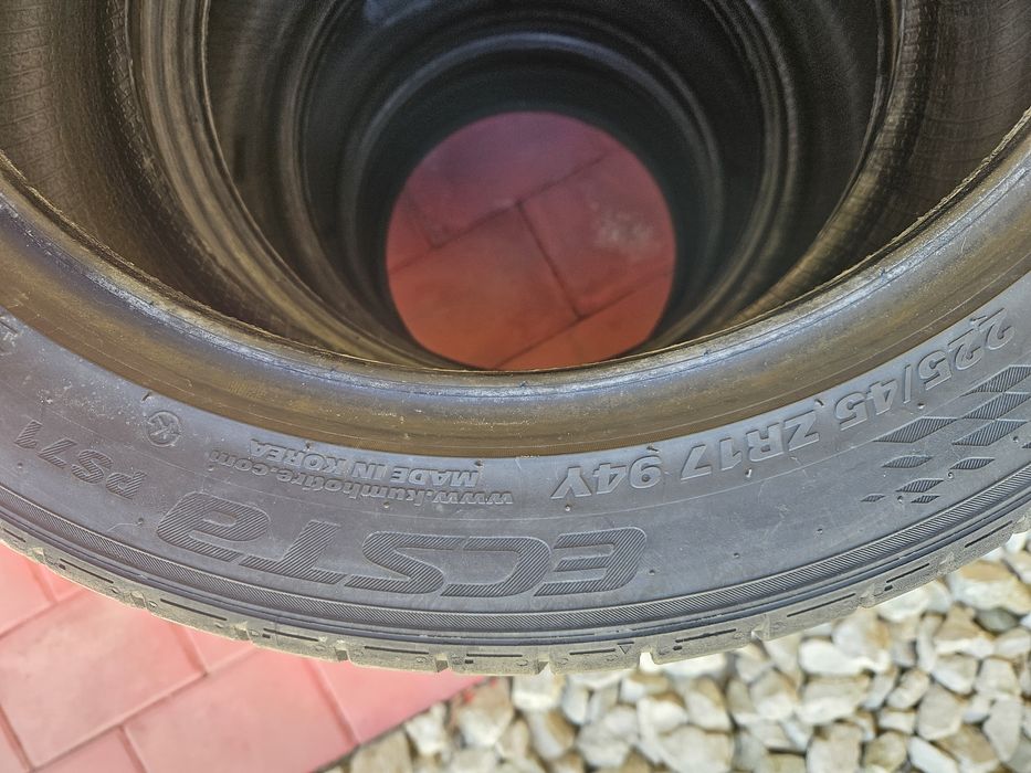 Anvelope vară 225 45 R17