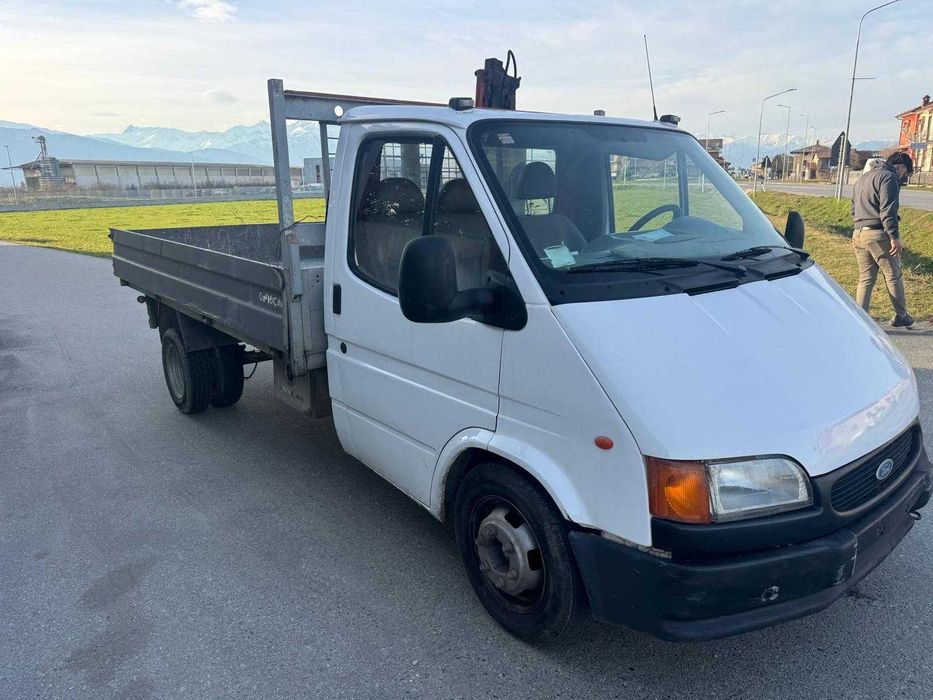 Iveco daily basculabil cu macara