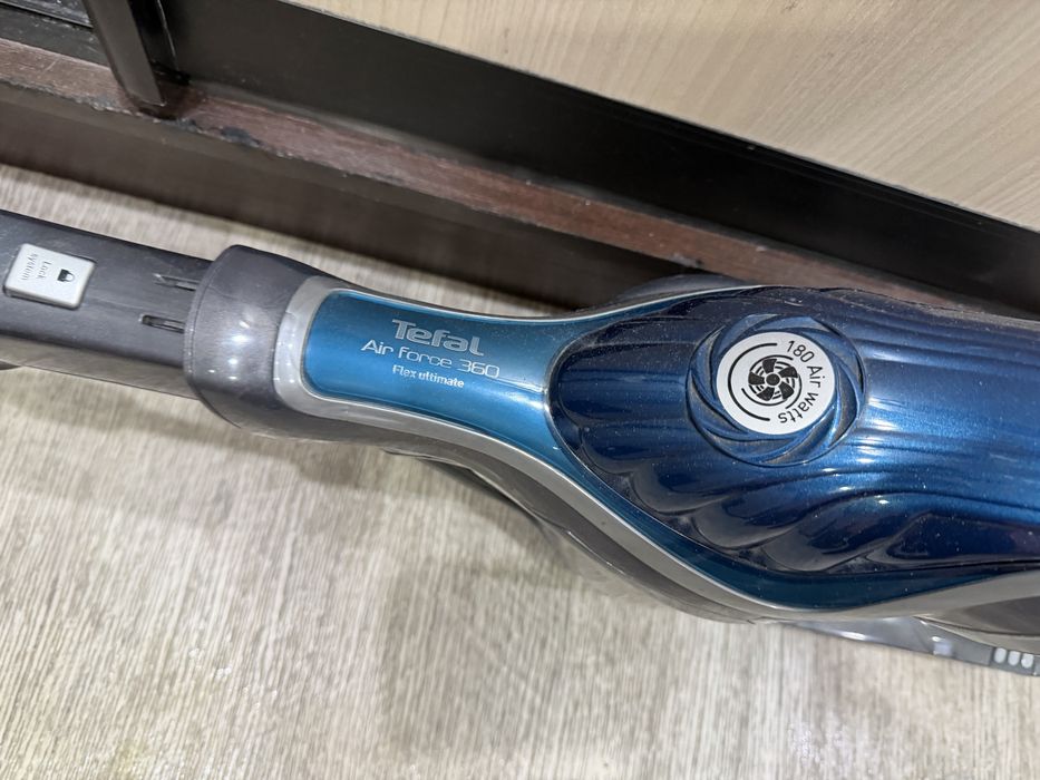 Продам  беспроводной  пылесос