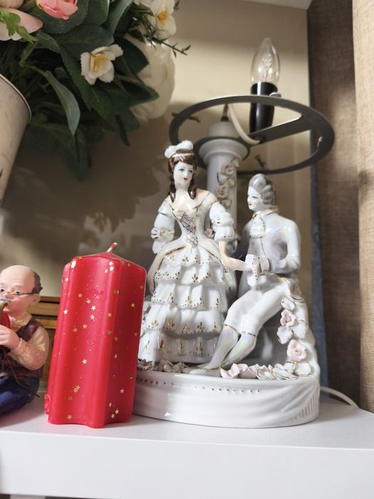 Veioza vintage veche funcțională