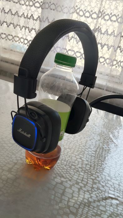 Наушник 10000 тг