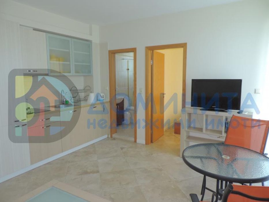 Продава се Двустаен апартамент в Приморско - 48 кв.м за 850 €/кв.м - Снимка #2