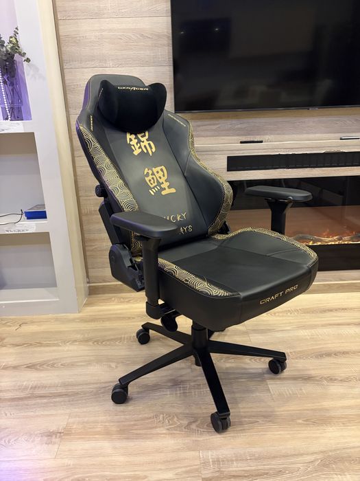 Игровое кресло DxRacer