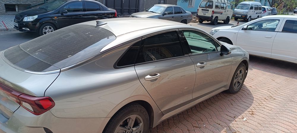 Продается киа к5. 2023 года. Март. Пробег 42000. На гарантии.