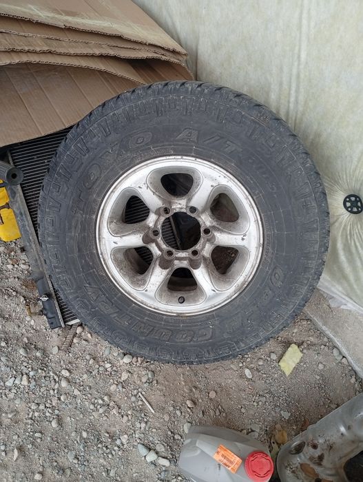 Продам диски вместе с резиной