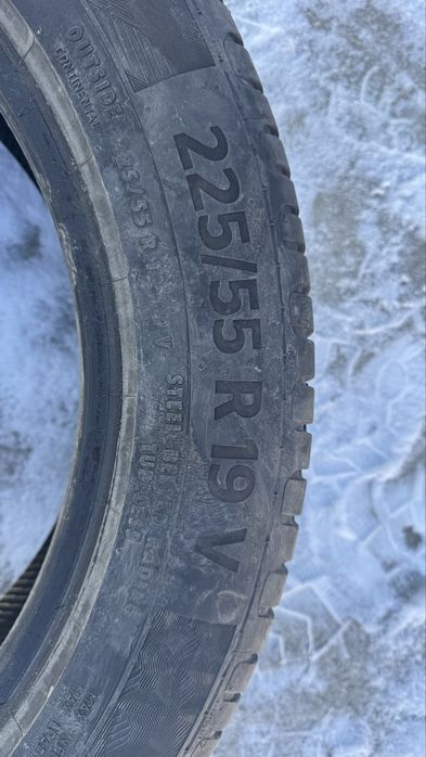 Продам шины 19 225/55