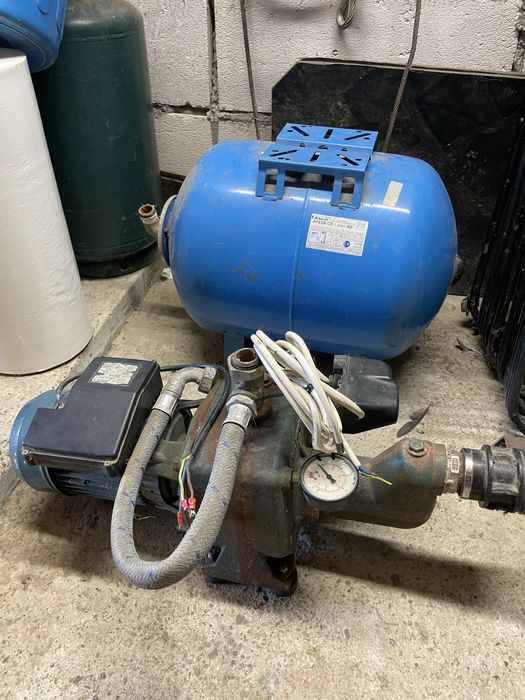 Hidrofor cu pompă Conforto 1.1 kW și vas expansiune