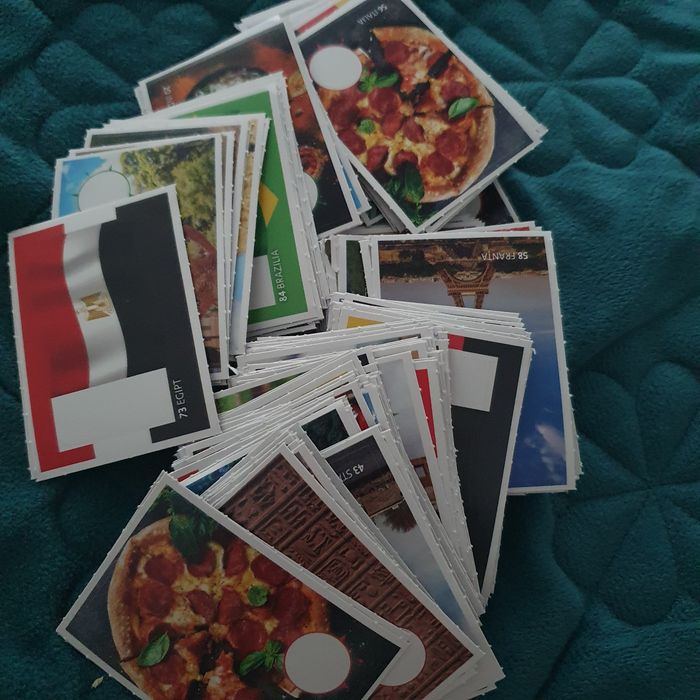 3 lei bucata. Expeditie in jurul lumii 3 abtibiduri stickere cartonase