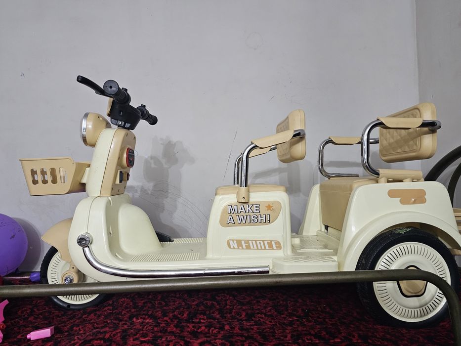 Электронная машина детская