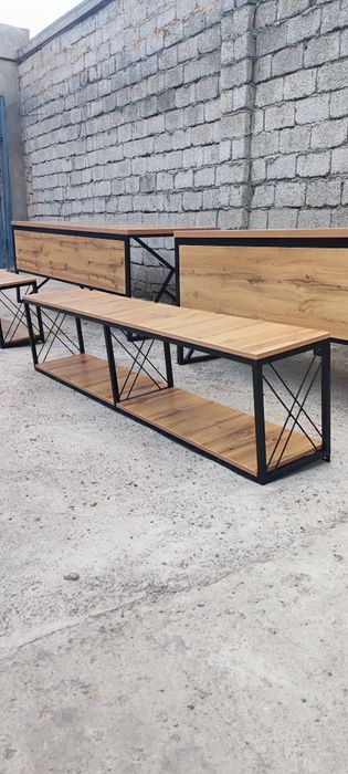 Стол в стиле лофт