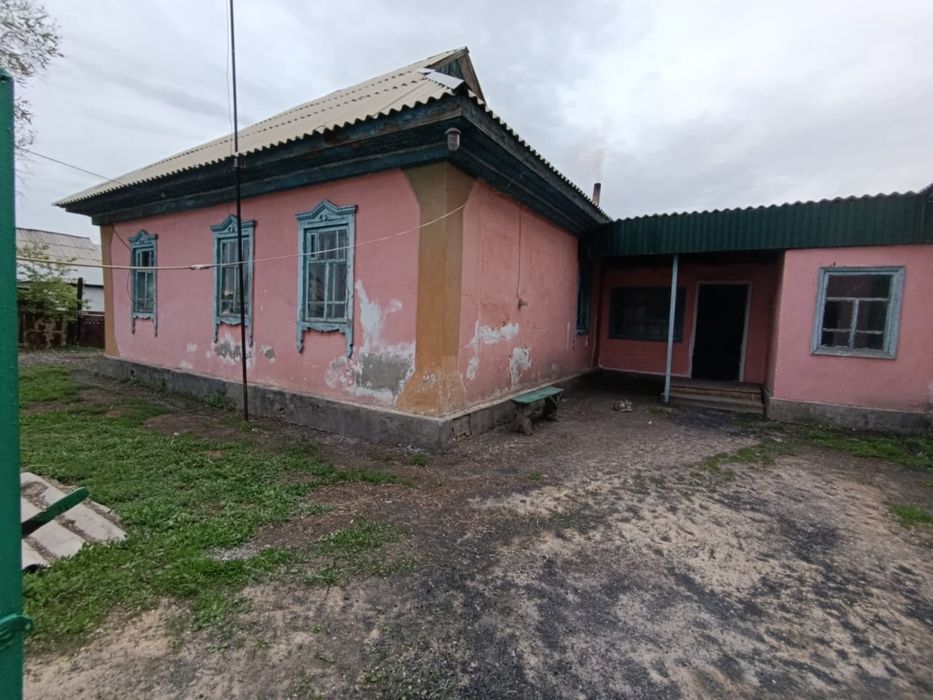 Үштебе қаласфнда үй сатылады!!!