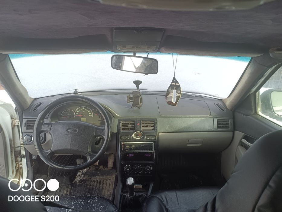 Приора продам универсал