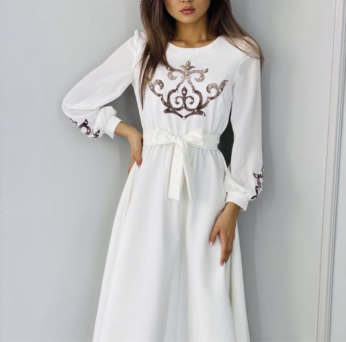 Ұлттық нақыштағы көйлек