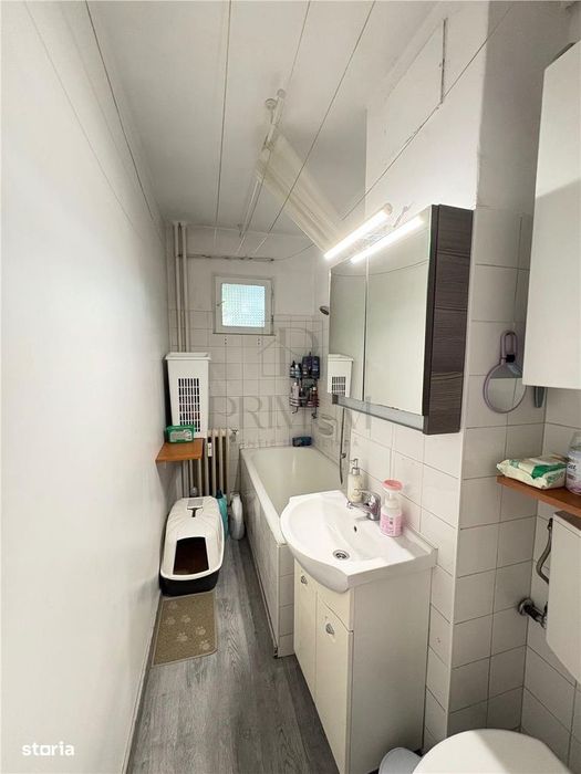 Circumvalatiunii - 3 Camere - Etaj 1 - Boxa - Zona Iulius Mall