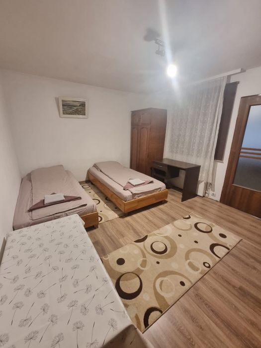 Inhiriez camera la casa zona COPOU