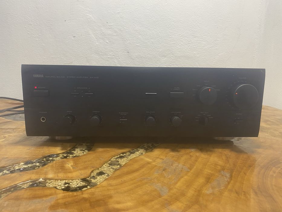 Statie / amplificator yamaha AX 570