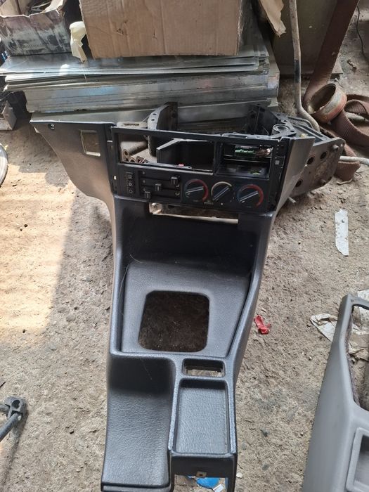 Части за бмв е34