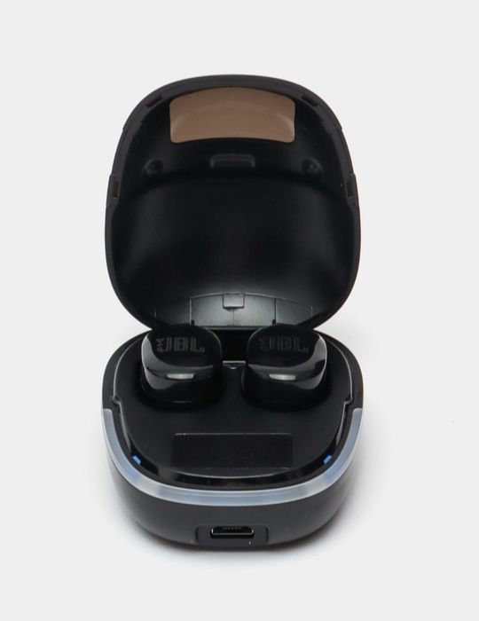 Наушники от компании JBL