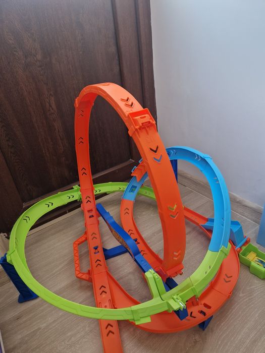 Писта Hot Wheels Cyclone Challenge с 1 количка