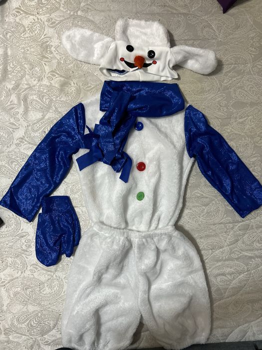 Продам костюм снеговика