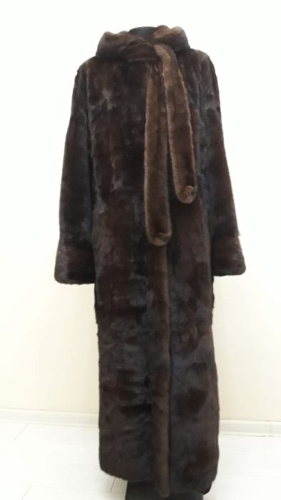 Шуба норковая с капюшоном