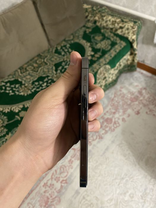 Айфон 12 про и 11 про