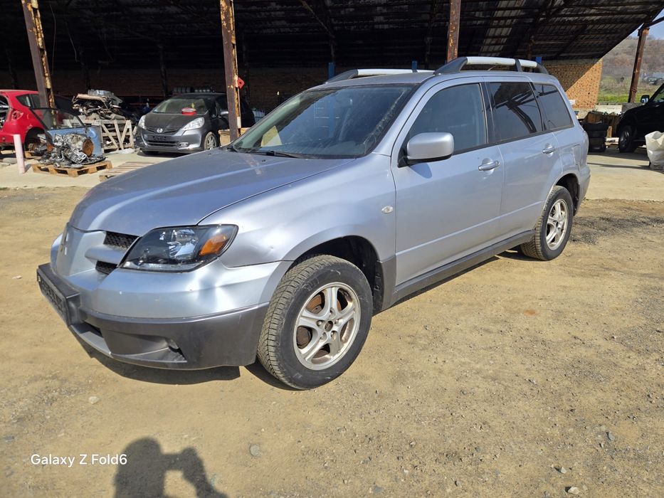 Мицубиши Аутлендър 2.0 бензин НА ЧАСТИ