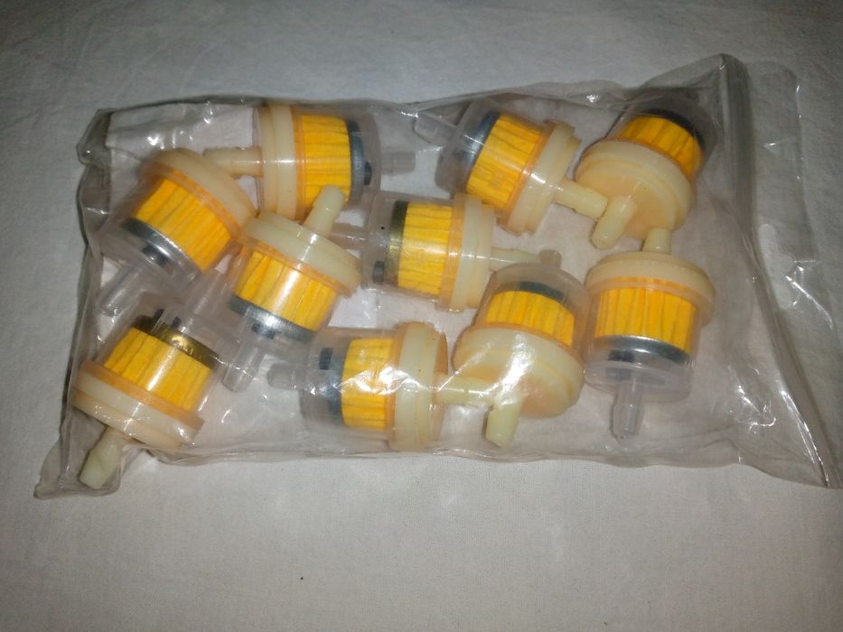 Десять штук фильтр бензиновый на Скутер.