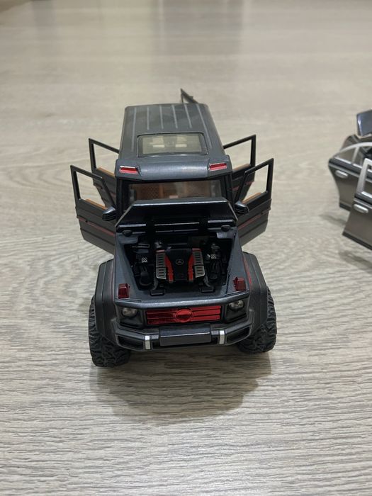 Машинки отличное сост