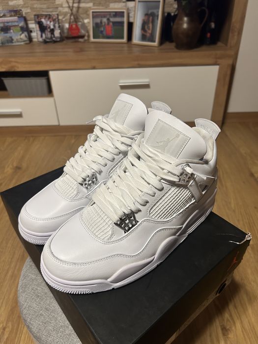 Jordan 4 Pure Money