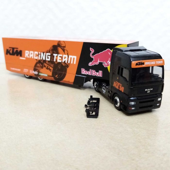 Модели на камиони и ремъркета на HERPA мащаб 1/87