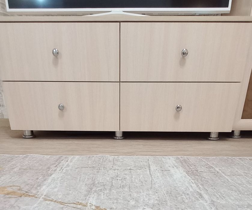 Продам Тумба под ТВ