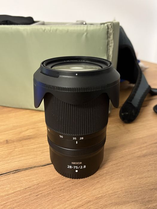 Nikon 28-75 f/2.8 in stare excelenta utilizat un sezon