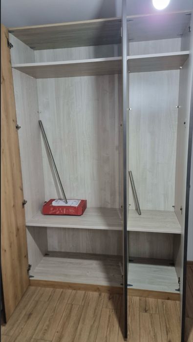 Dulap cu 3 uși nou XXXLutz