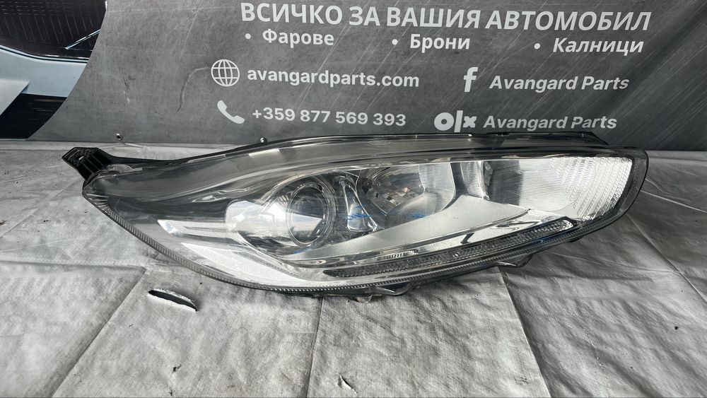 2 броя десен фар Ford Fiesta