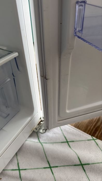 120 € !!! Хладилник  с камера Beko