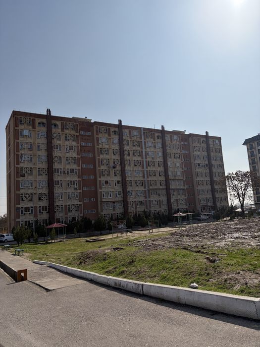 Прадаётся 1хпеределн2х 10микрарайоне карвон орентир можно через банк