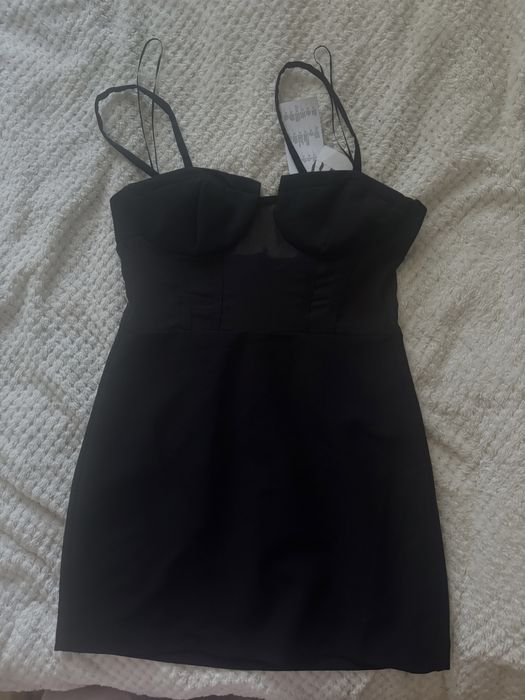 Rochie neagra Zara
