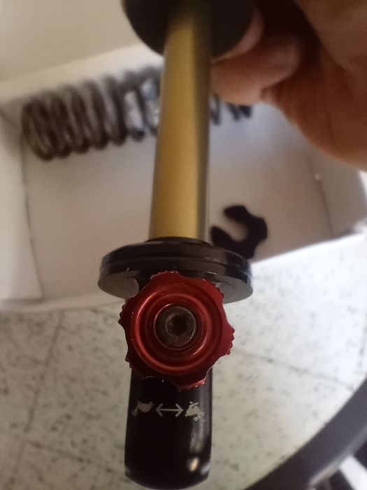 Rockshox Kage RC и пружуна