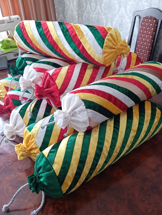 Подушки конфетки на тойбастар