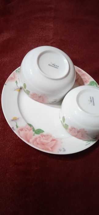 Сервиз чайный на 6 персон в горошек,Тарелки новые Советские 7т сум/ шт