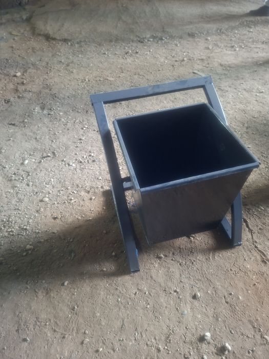 Продам урно для мусора