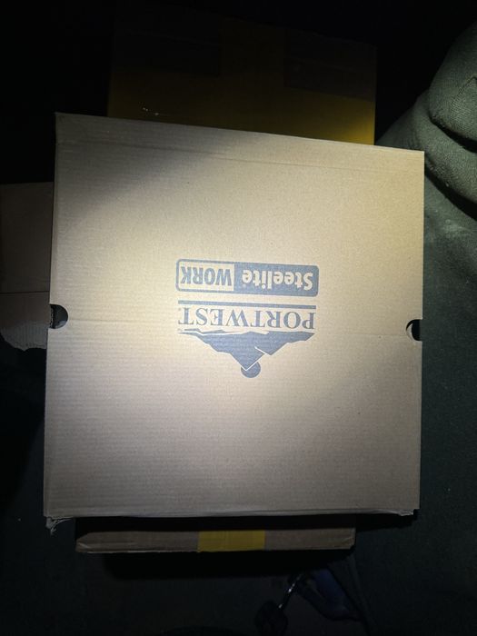 Спецаяқкиім сатылымда