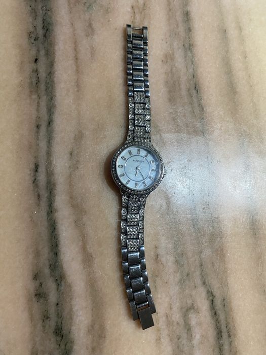 Ceas de dama Armitron