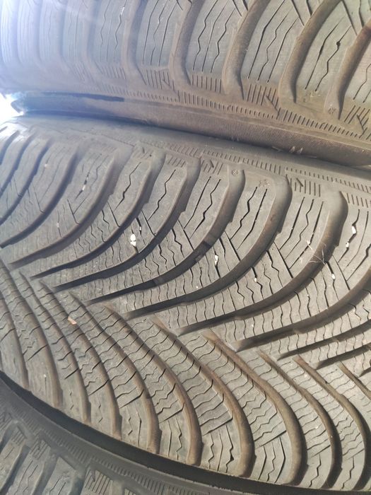 2 бр зимни 205/60/16 michelin Alpin 5 Дот 18г