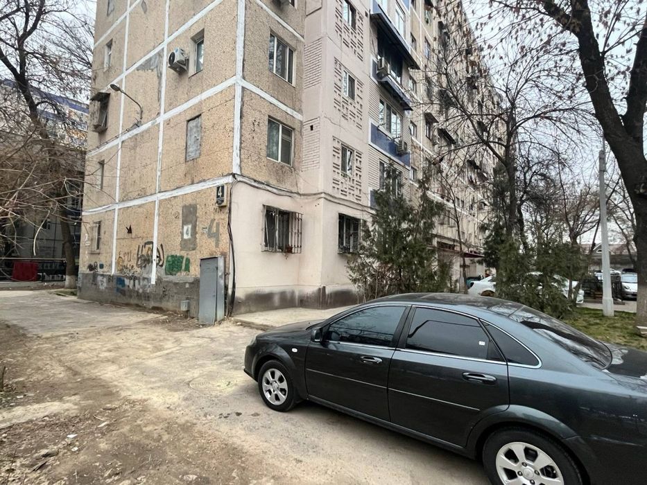Продаётся квартира под нежилое