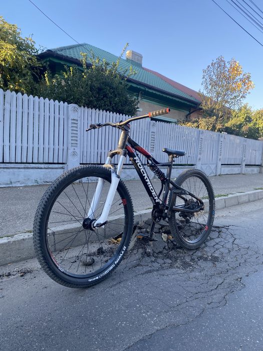 vând rockrider st 530s