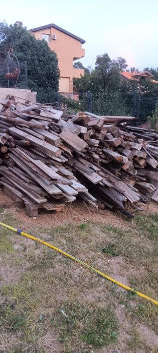 Дърва за варене на ракия или за горене всичките за 100€